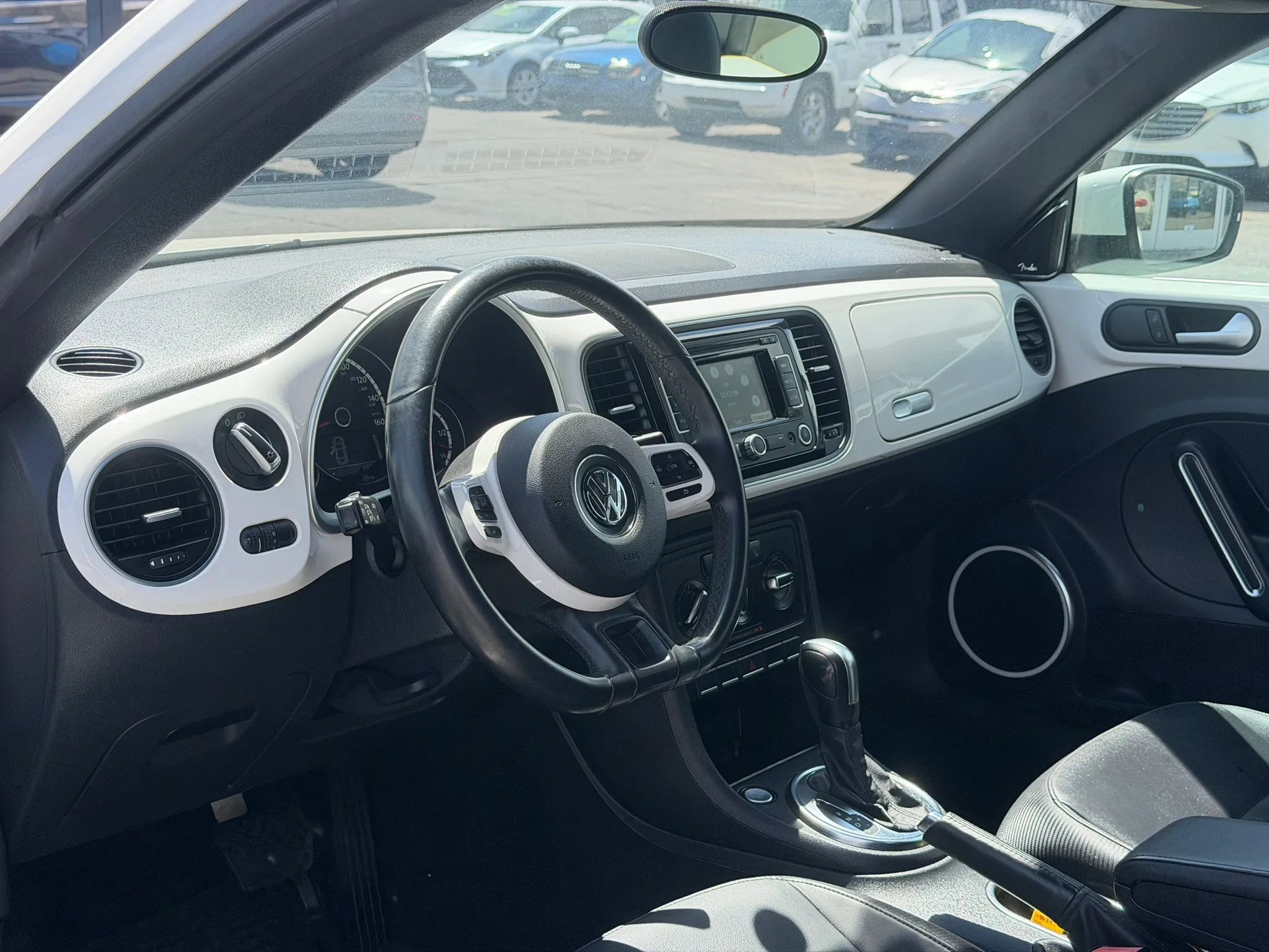 Used 2013 Volkswagen Beetle 2.5 FWD image 19