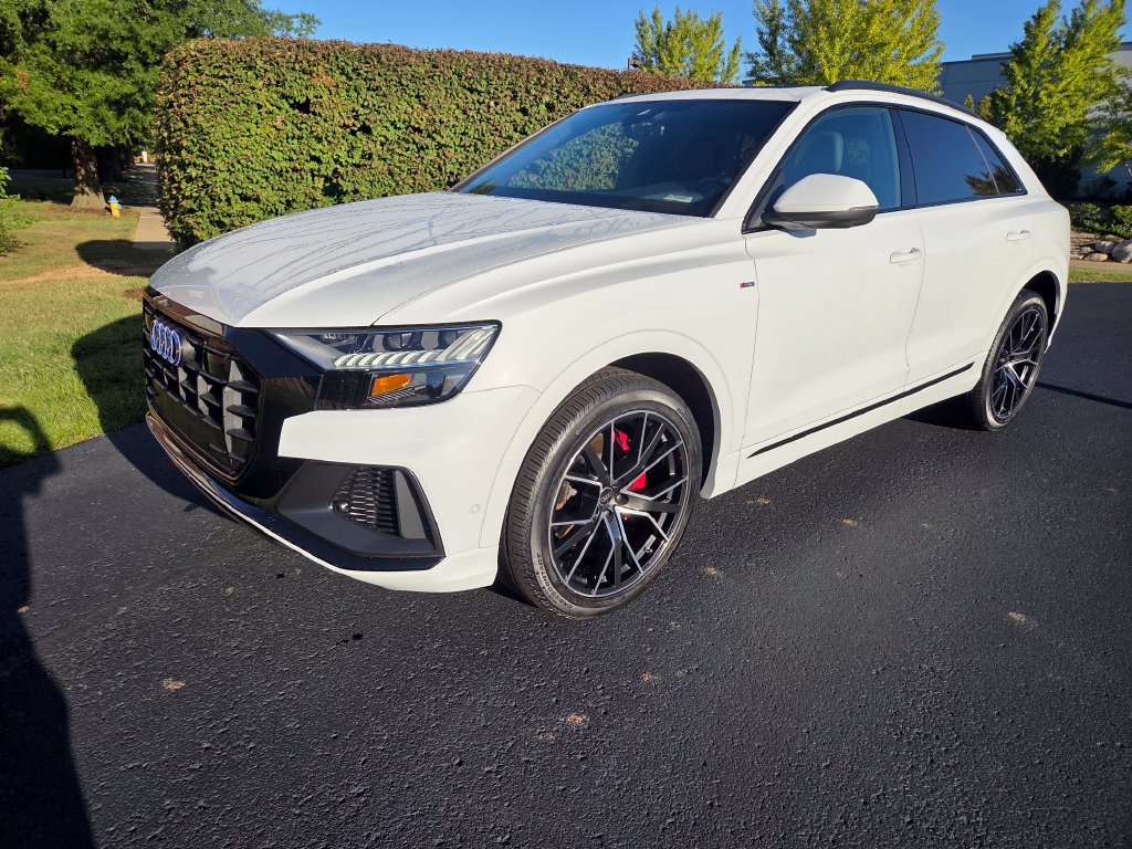 Used 2023 Audi Q8 Premium Plus AWD/4WD image 6