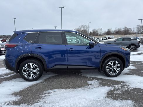 Certified 2023 Nissan Rogue SV w/ SV Premium Package image 4