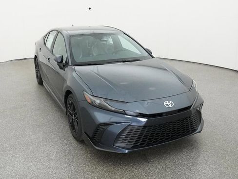New 2026 Toyota Camry SE image 14