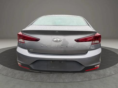Used 2019 Hyundai Elantra SE FWD image 6
