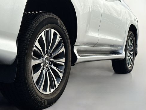 Used 2021 Lexus GX 460 Luxury image 16