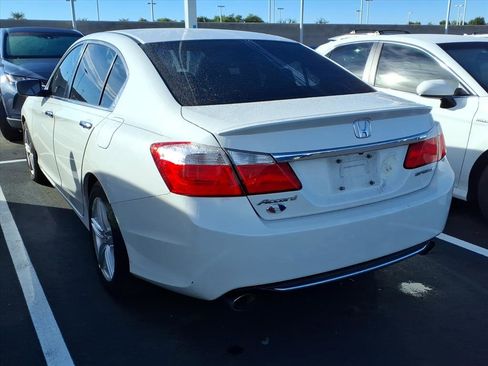 Used 2015 Honda Accord Sport image 3
