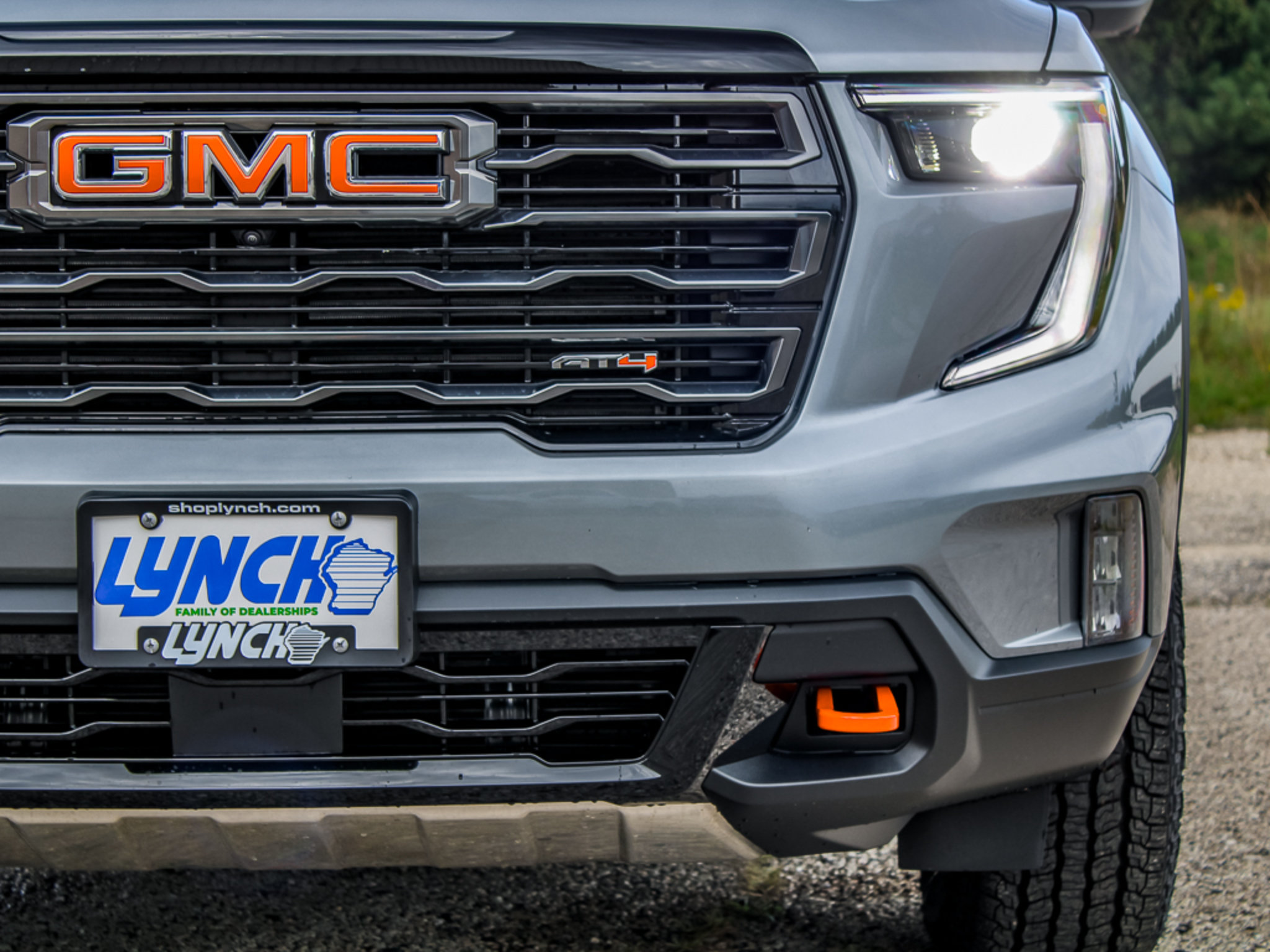 New 2027 GMC Acadia AT4 w/ Luxury Package AWD/4WD image 13
