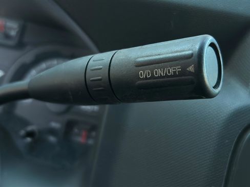 Used 2014 Ford E-250 and Econoline 250 Van 3D w/ Power Group image 34