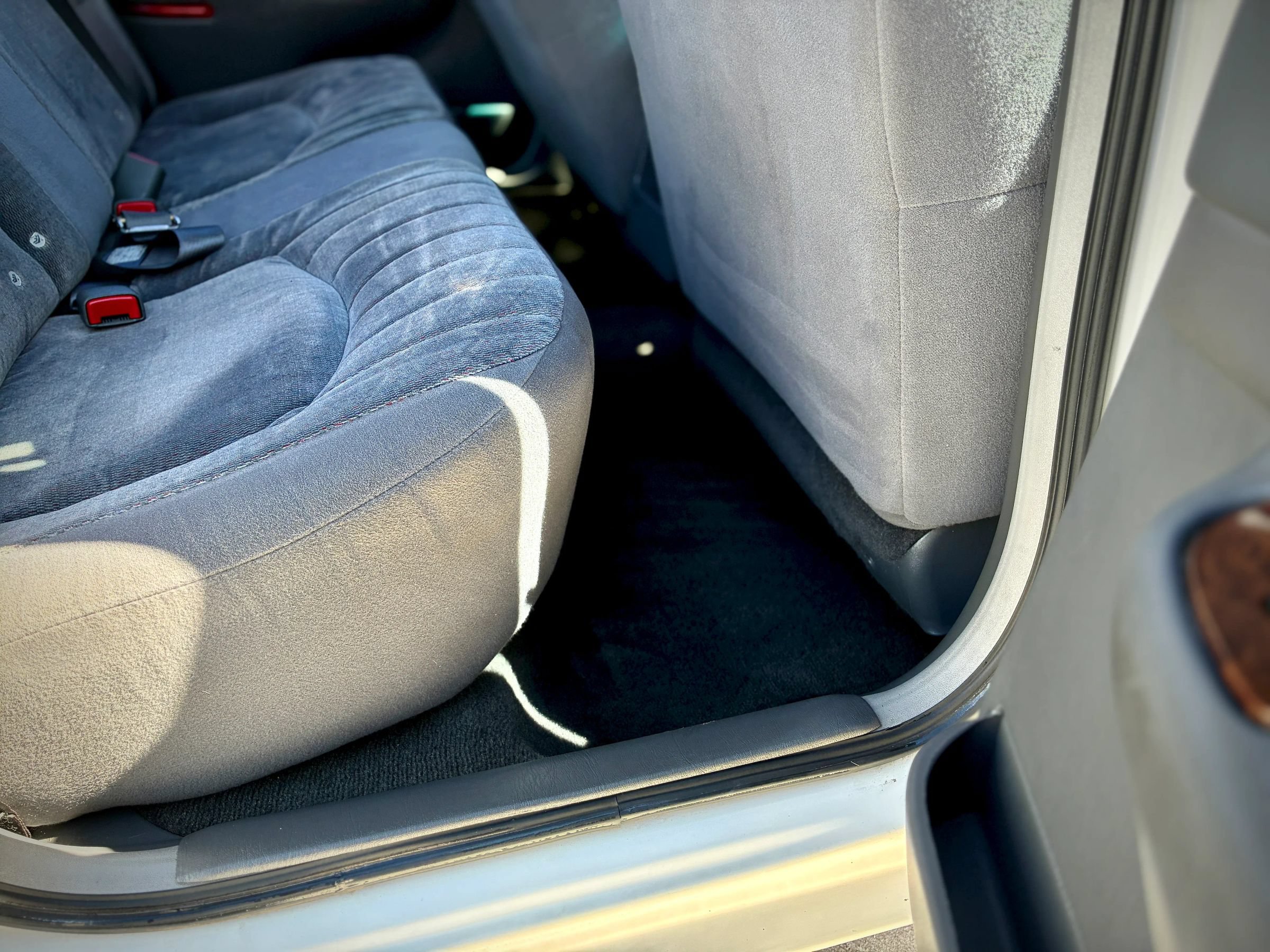 Used 2003 Buick Century Custom FWD image 38
