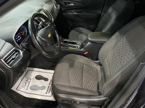 Used 2018 Chevrolet Equinox LT image 9
