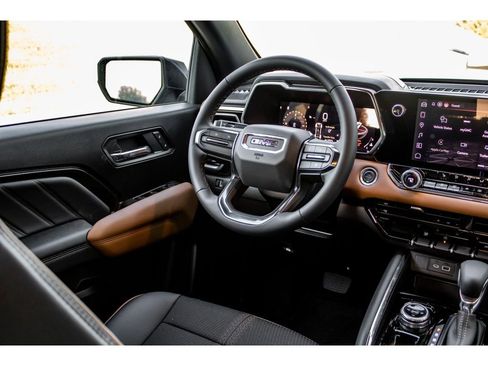 New 2026 GMC Canyon AT4 image 36