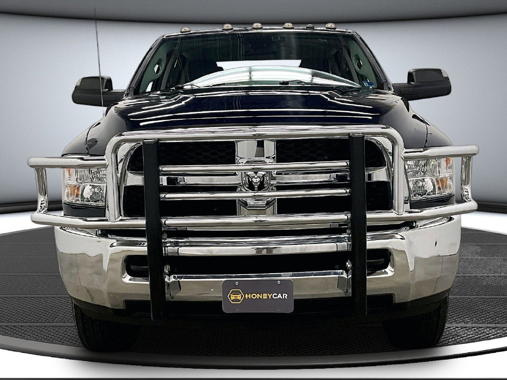 Used 2017 RAM 2500 Tradesman w/ Chrome Appearance Group AWD/4WD image 2