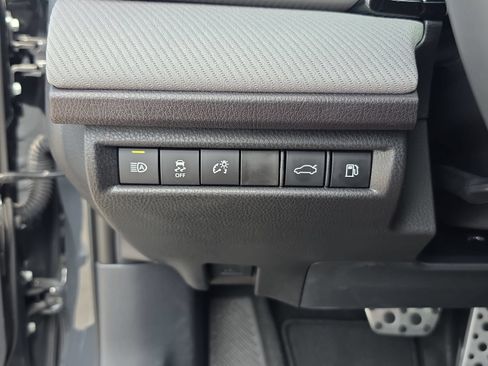 Used 2026 Toyota Camry SE w/ Convenience Package FWD image 23