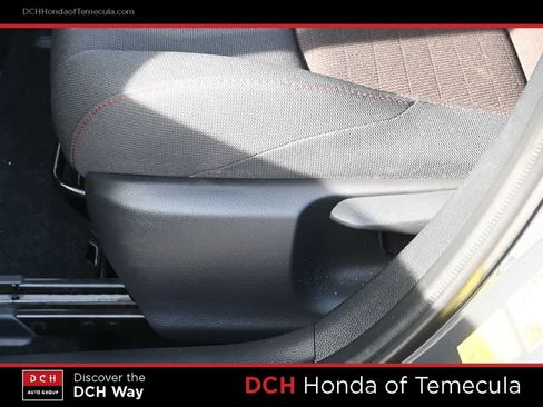 Used 2024 Toyota Corolla SE w/ SE Premium Package FWD image 17