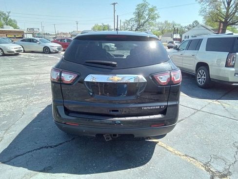 Used 2014 Chevrolet Traverse LT FWD image 11