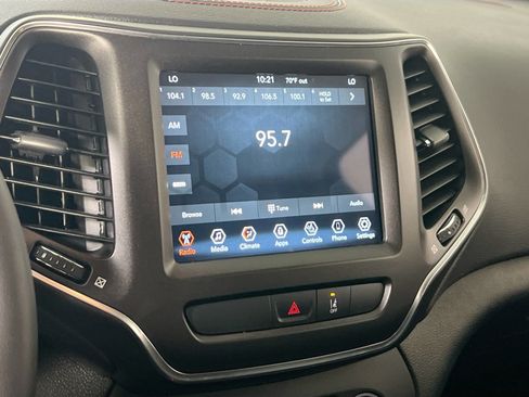 Used 2022 Jeep Cherokee Trailhawk w/ Premium Leather Package image 14