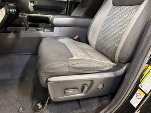 Used 2019 Toyota Tundra SR5 w/ SR5 Upgrade Package image 18