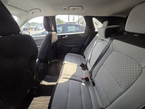 Used 2023 Ford Escape Active w/ Tech Pack #2 FWD image 6