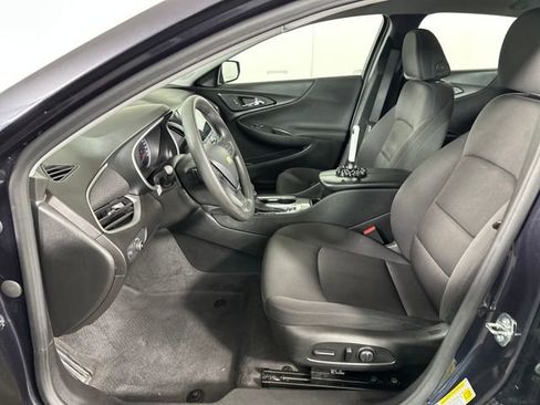 Used 2023 Chevrolet Malibu LT image 11
