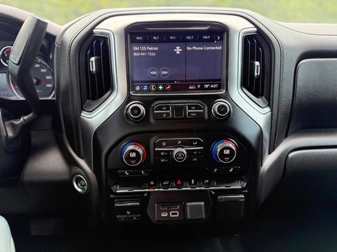 Used 2019 Chevrolet Silverado 1500 LT w/ All-Star Edition image 17