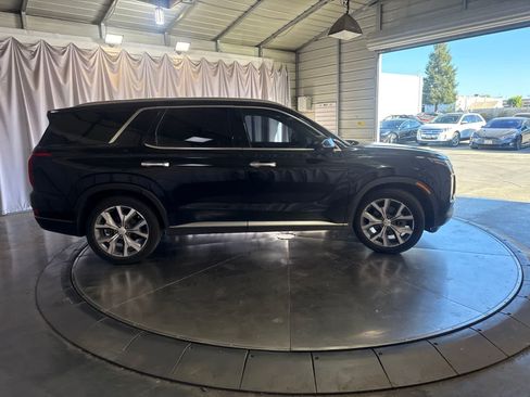 Used 2020 Hyundai Palisade SEL w/ Convenience Package FWD image 4