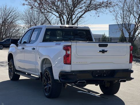 Used 2024 Chevrolet Silverado 1500 LT Trail Boss w/ Convenience Package II image 7