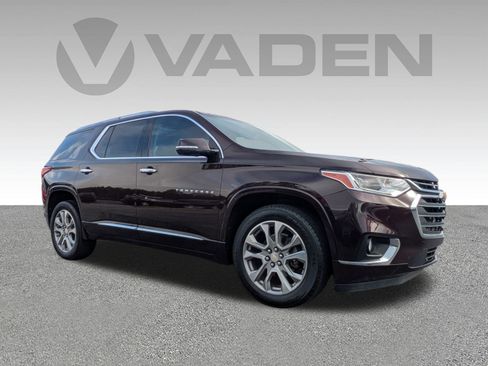 Used 2020 Chevrolet Traverse Premier w/ LPO, Cargo Package image 3