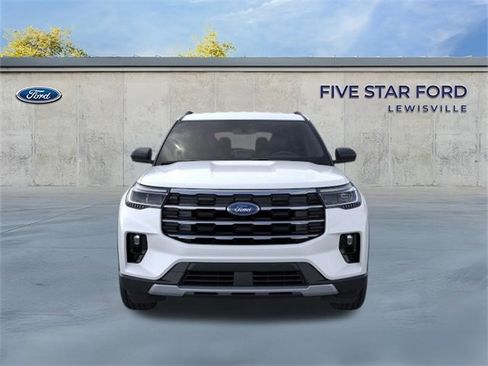 New 2026 Ford Explorer Active w/ Active Comfort Package image 2