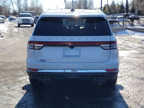 Certified 2025 Lincoln Aviator Premiere w/ Equipment Group 101A image 5