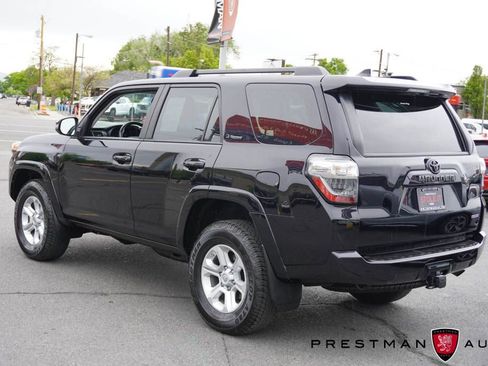 Used 2024 Toyota 4Runner SR5 Premium w/ Moonroof Package AWD/4WD image 17