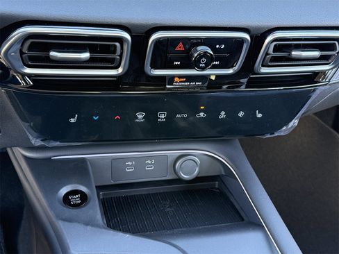 New 2026 Nissan Sentra SV w/ SV Convenience Package image 29