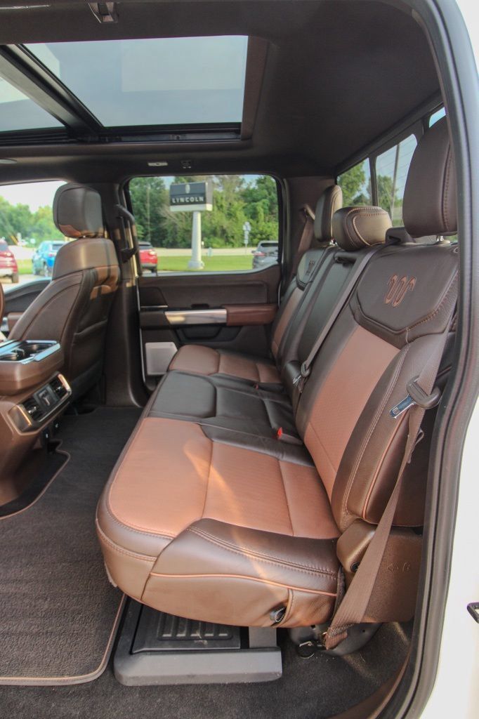Used 2025 Ford F150 King Ranch AWD/4WD image 8