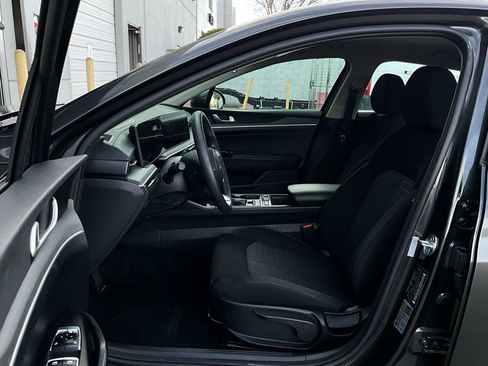 Used 2025 Kia K5 LXS image 10