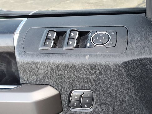 Used 2019 Ford F150 Platinum image 26