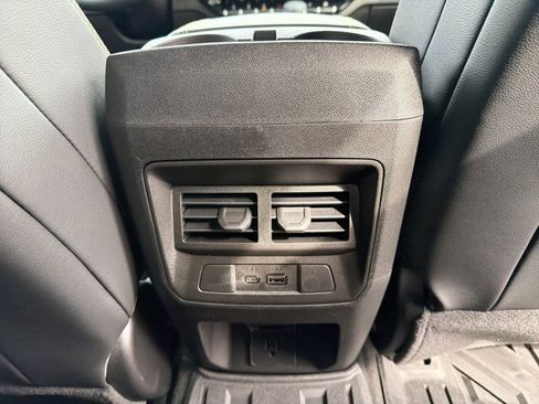 New 2026 Chevrolet Colorado ZR2 w/ Technology Package AWD/4WD image 28
