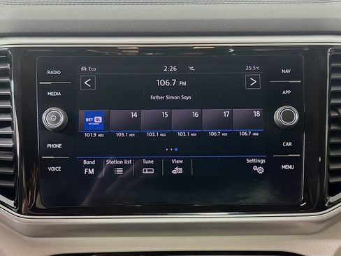 Used 2018 Volkswagen Atlas SEL Premium AWD/4WD image 18