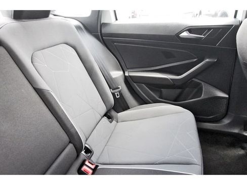 Used 2025 Volkswagen Jetta Sport FWD image 10