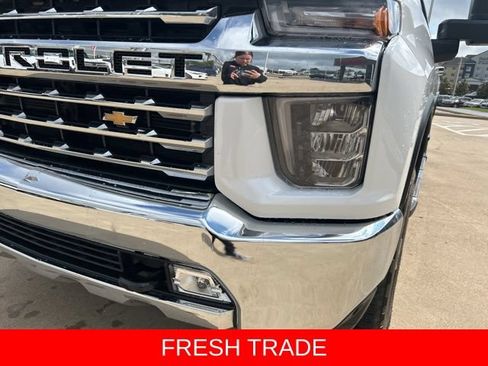 Used 2023 Chevrolet Silverado 2500 LTZ w/ LTZ Convenience Package AWD/4WD image 4