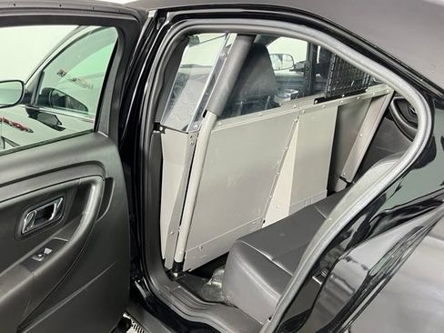 Used 2018 Ford Taurus Police Interceptor AWD image 22