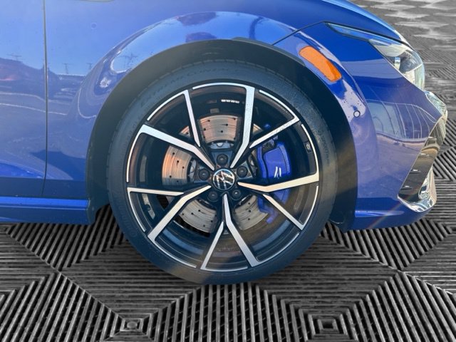 Used 2024 Volkswagen Golf R AWD/4WD image 31