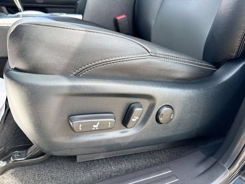 Used 2021 Toyota 4Runner SR5 Premium w/ Moonroof Package AWD/4WD image 12