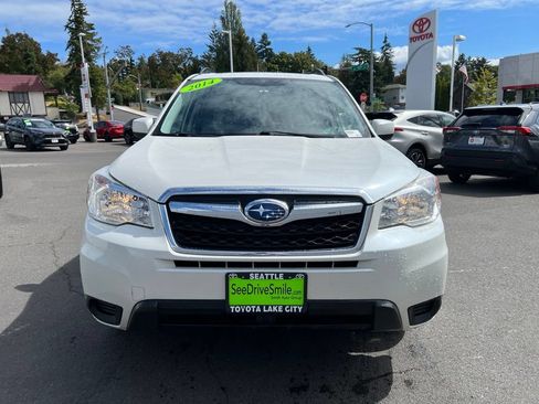 Used 2014 Subaru Forester 2.5i Premium w/ All-Weather Package AWD/4WD image 2