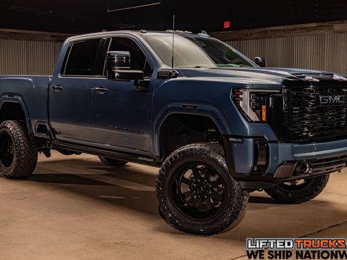 Used 2024 GMC Sierra 2500 Denali Ultimate w/ Max Trailering Package image 1