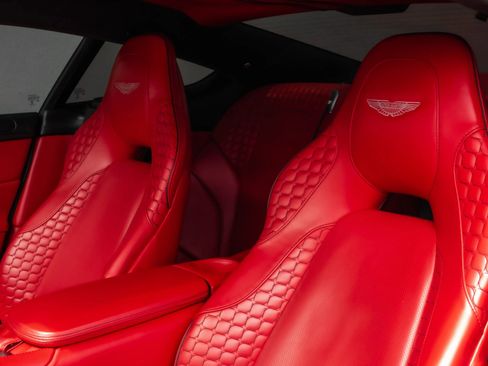 Used 2014 Aston Martin Vanquish Coupe RWD image 15