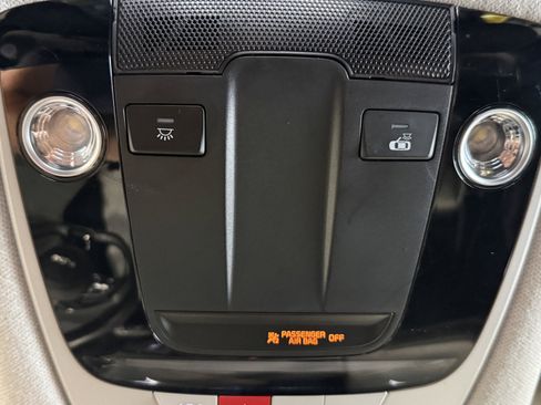 Used 2024 Kia Seltos SX AWD/4WD image 19