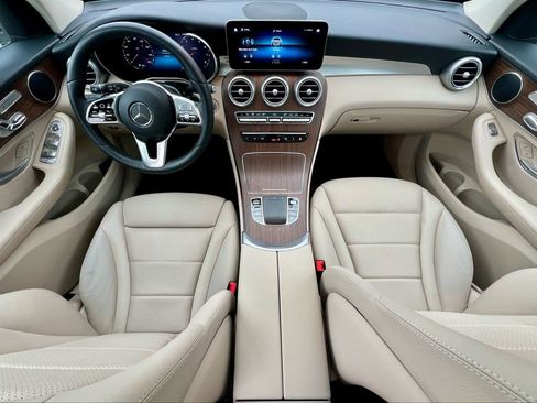 Certified 2022 Mercedes-Benz GLC 300 4MATIC image 17