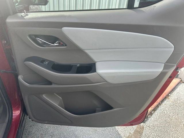 Used 2021 Chevrolet Traverse LT FWD image 42