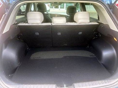 Used 2023 Kia Niro EX FWD image 12