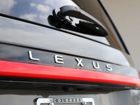 Used 2024 Lexus GX 550 w/ Accessory Package (Z1) image 13