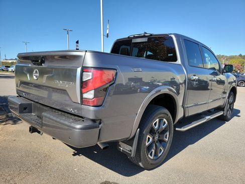 Used 2023 Nissan Titan Platinum Reserve w/ Moonroof Package image 25
