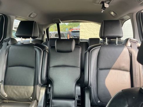 Used 2023 Honda Odyssey Elite image 43