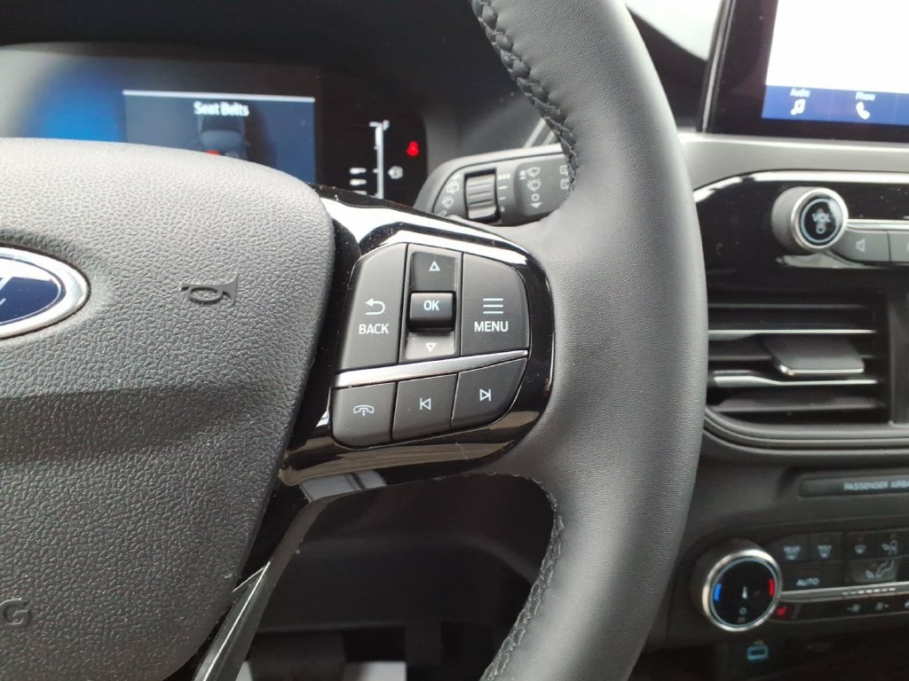 Certified 2023 Ford Escape Active AWD/4WD image 16