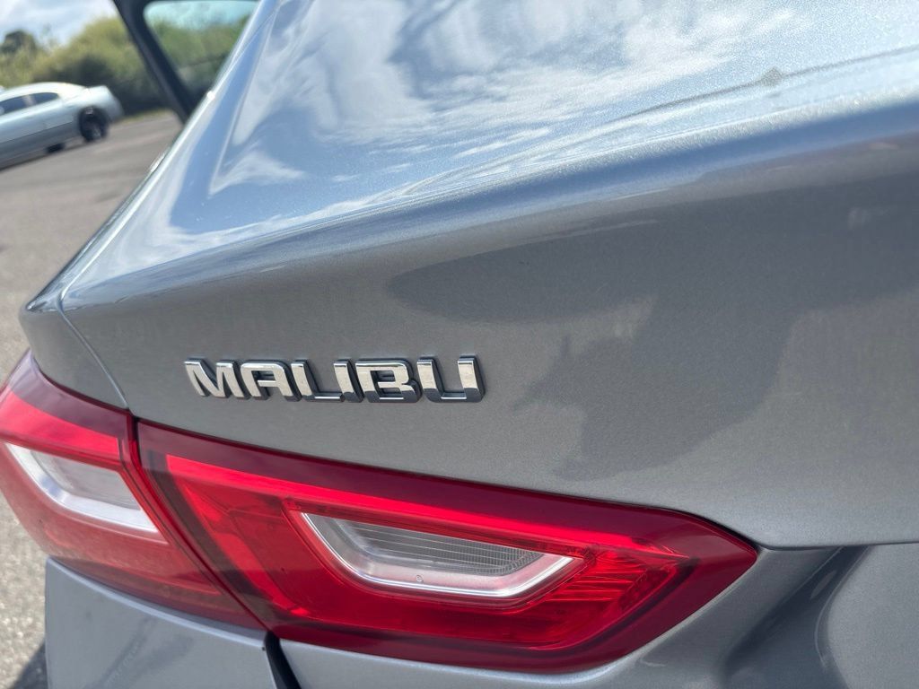 Used 2023 Chevrolet Malibu LT FWD image 41
